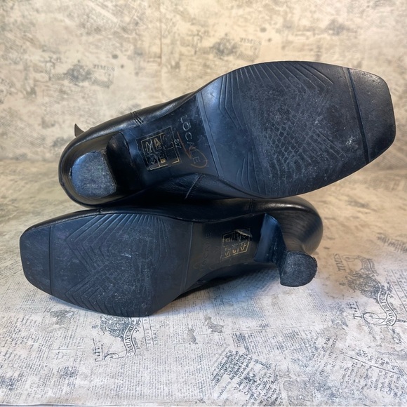 LOCALE soft black leather boots with a bow on the side - Picture 9 of 15